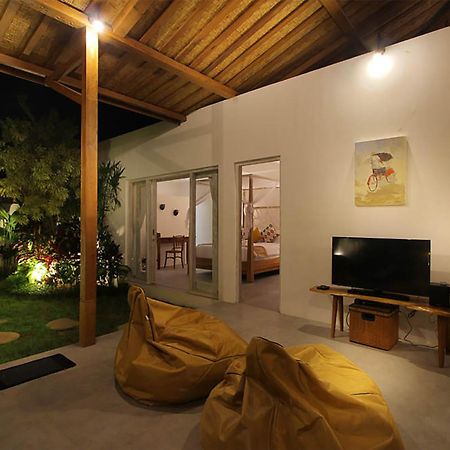 Villa Aksara By Optimum Bali Villas เซมินยัค ภายนอก รูปภาพ